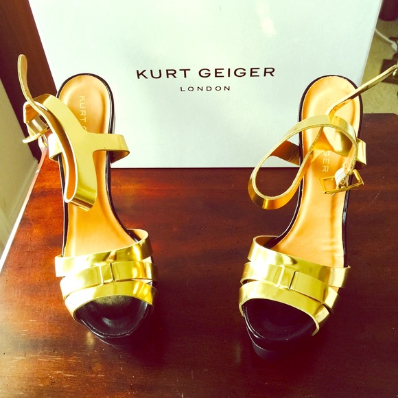 Gold Kurt Geiger shoe