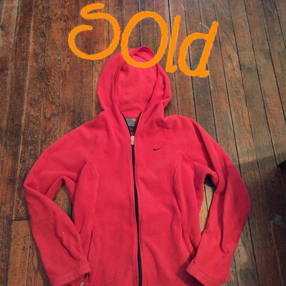 🚫SOLD🚫 Red Nike jacket size L