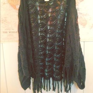 Rocky black shawl