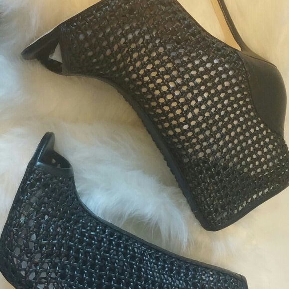 *SOLD IN BUNDLE* Sam Edelman Shoe - Picture 3 of 4