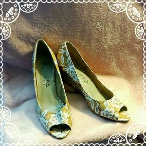 👡👜Size 11 New York Transit Wedges