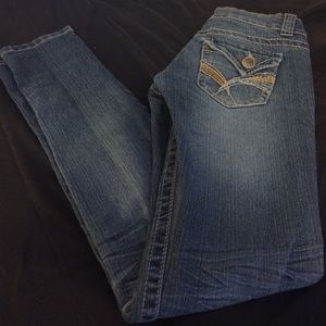 VIP dark wash skinny jeans size 3/4