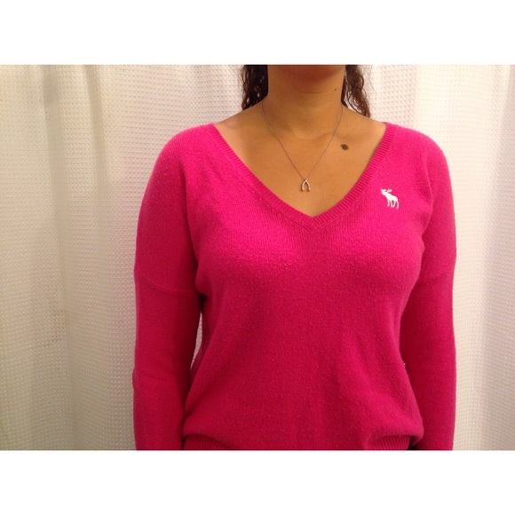 Abercrombie & Fitch Pink Sweater