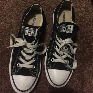 woman's 8 black converse