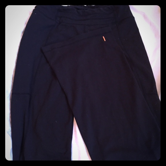 Lucy brand Perfect Booty Collection yoga pant