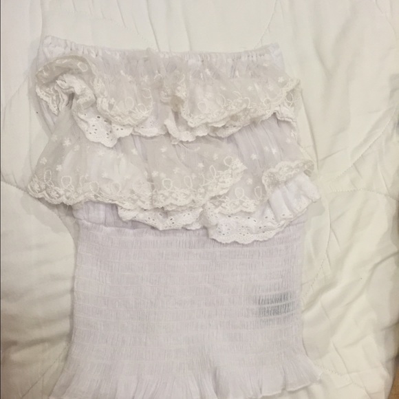 White guess frilly strapless top
