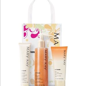 Mary Kay Satin Hands Peach