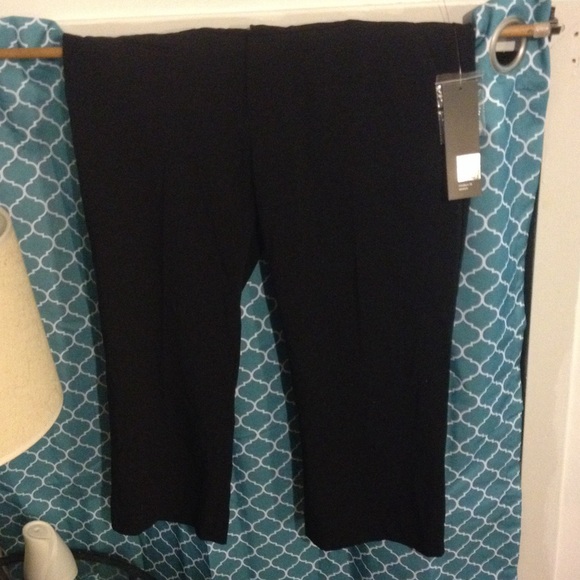 New modern fit capris