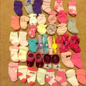 Baby Sock, Headband & Mittens Bundle!!!