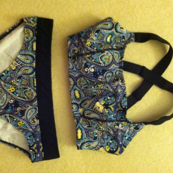Athleta Other - Athleta swimsuit top and bottom