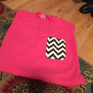 Chevron pocket tee