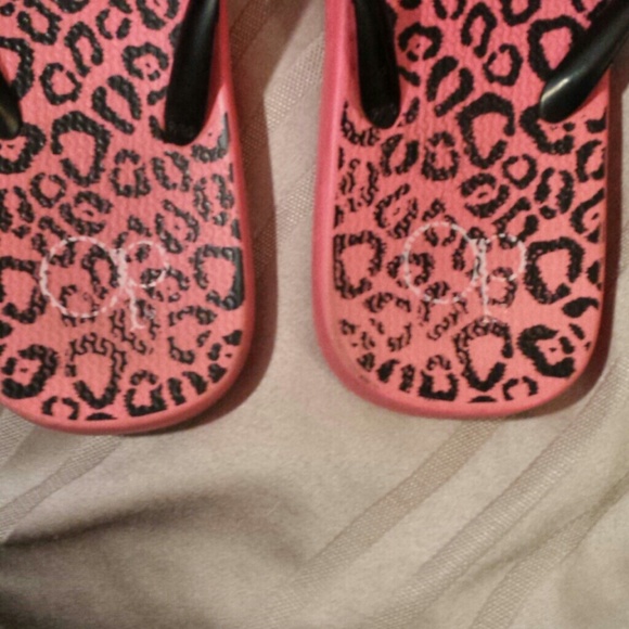 OP Sandals - Picture 2 of 4