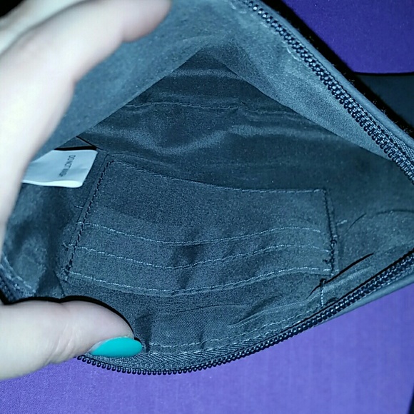 Wristlet - Picture 3 of 4