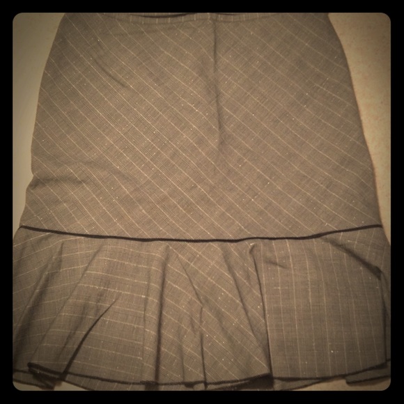 White House black market skirt