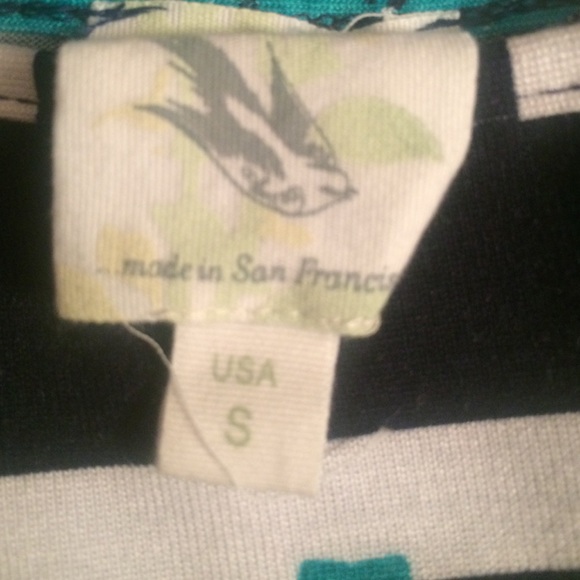 LAST CHANCE! Beautiful top from anthropologie - Picture 3 of 4