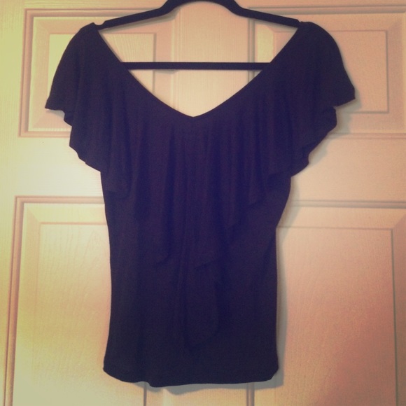 Black flowy Classic top.