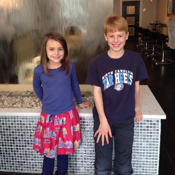 ☀️💗 Meet your seller! 💗☀️ - Picture 2 of 4