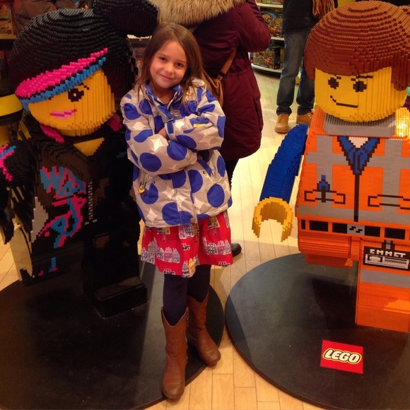 ☀️💗 Meet your seller! 💗☀️ - Picture 3 of 4