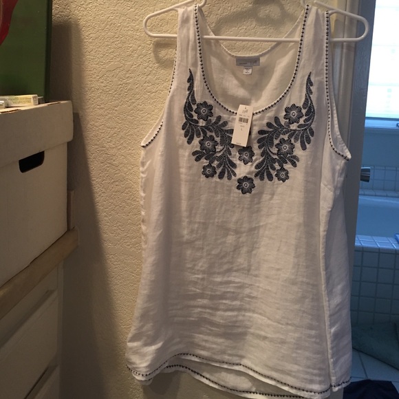 Fun summery tank top NWT