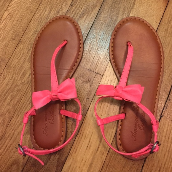 Hot pink bow sandals/gladiators