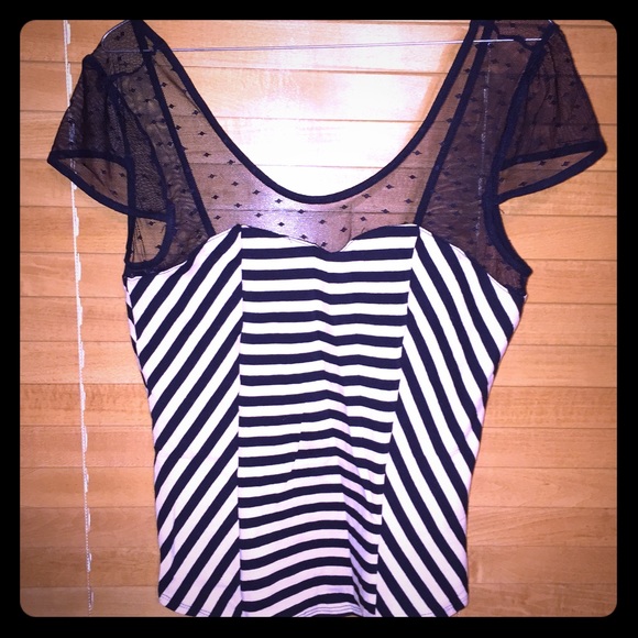 Monteau striped lace accented top