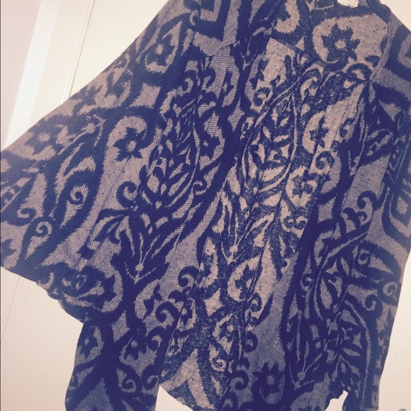 Black and grey cardigan - Picture 2 of 3