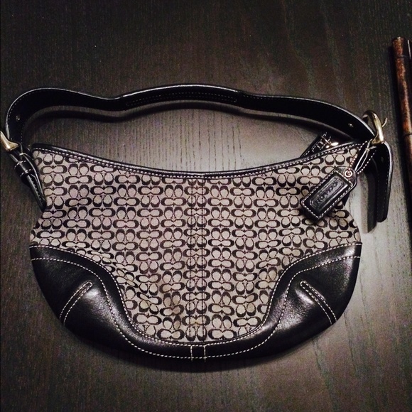 *SOLD* Coach logo handbag