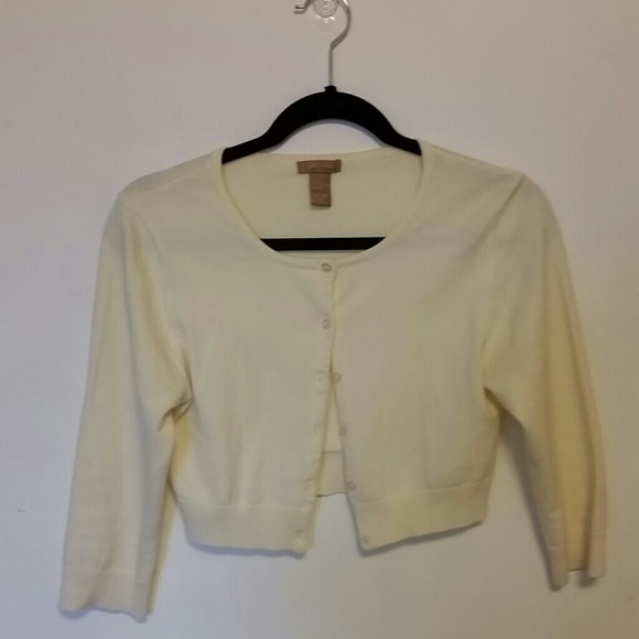 Perfect Spring Sweater! - Picture 2 of 3