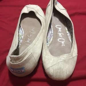 Womens TOMS!