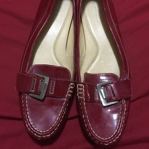 Red patent leather flats!