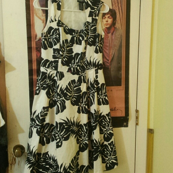 Cute vintage like dress