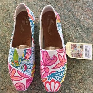 Lilly Pulitzer Handpainted Toms