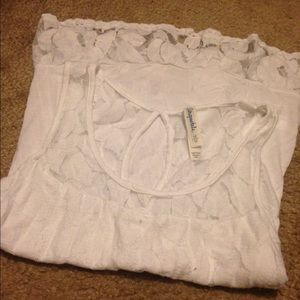 Aeropostale white shirt