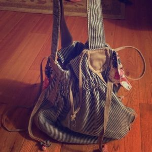 Striped and floral hobo cinched bag
