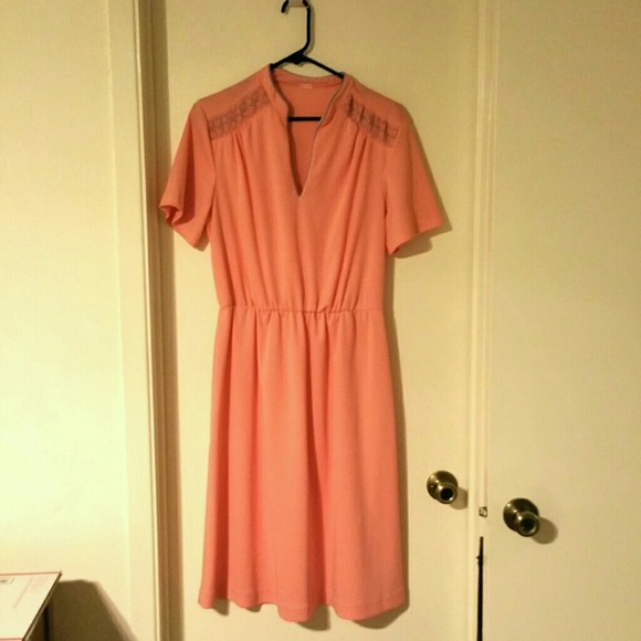 Vintage short sleeved dress - Picture 1 of 3