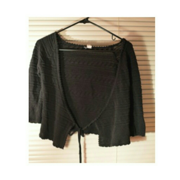 ***SOLD*** Cute knitted cardigan