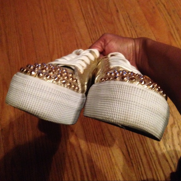 🎉Sale Today Only 🎉Metallic Gold Studded Sneakers - Picture 4 of 4