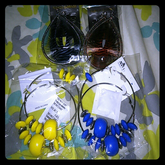 Earings