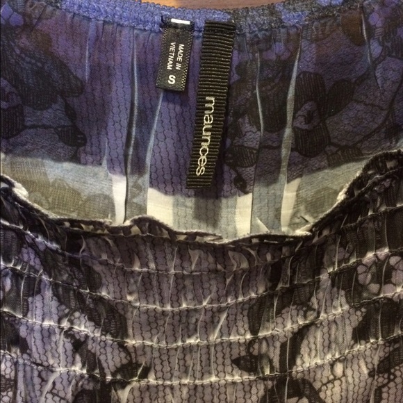 Blue top - Picture 2 of 3