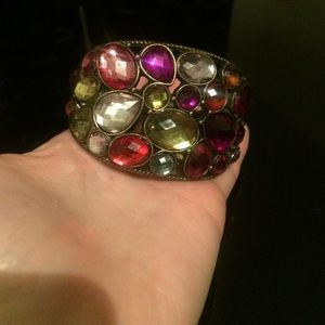 Really cute bracelet 😃