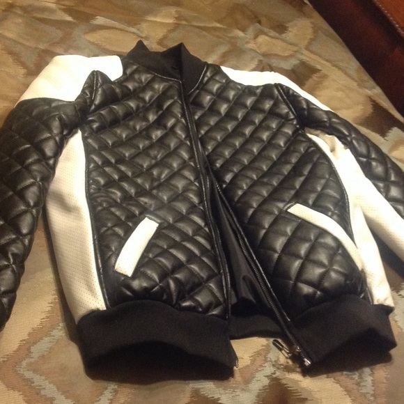 Jackets & Blazers - REDUCED - UNIQUE BOMBER JACKET!