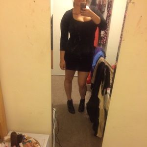 Spandex h&m dress stretchy fit!