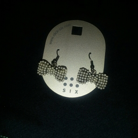 BUNDLE-EARRINGS - Picture 2 of 4
