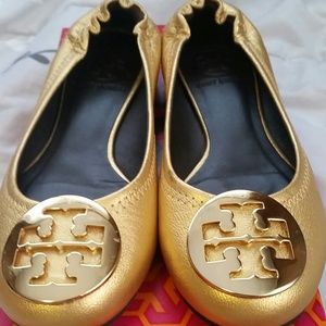 Like NEW! Tory Burch Reva Flats