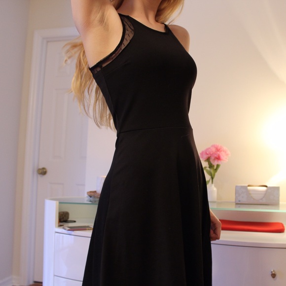 🚫Sold🚫 H&M Black Dress - Picture 2 of 3