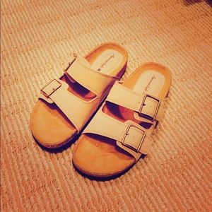 American Eagle Sandals!