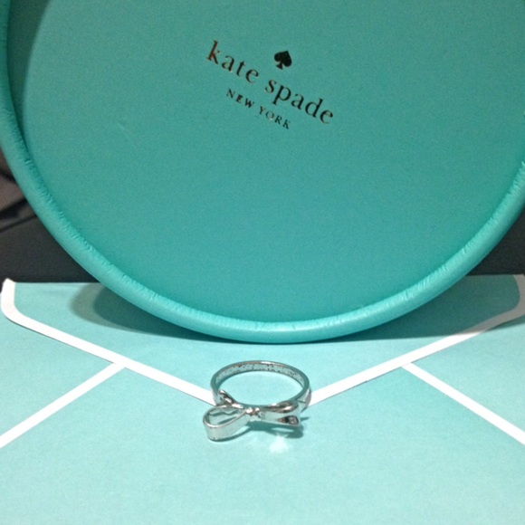 Kate Spade Love Notes bow ring