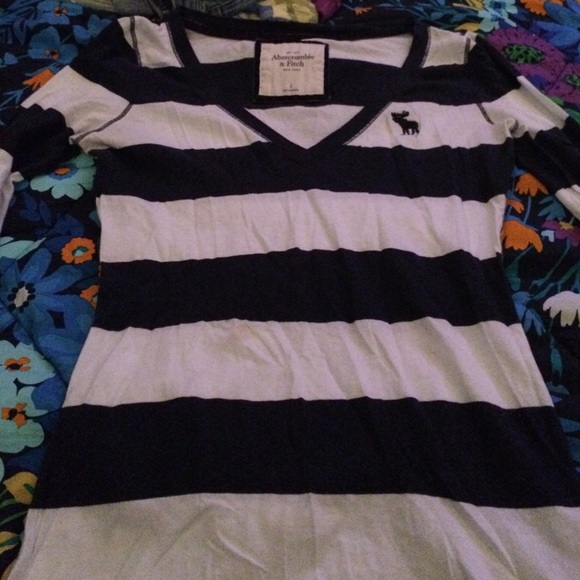 Abercrombie & Fitch striped long sleeve !