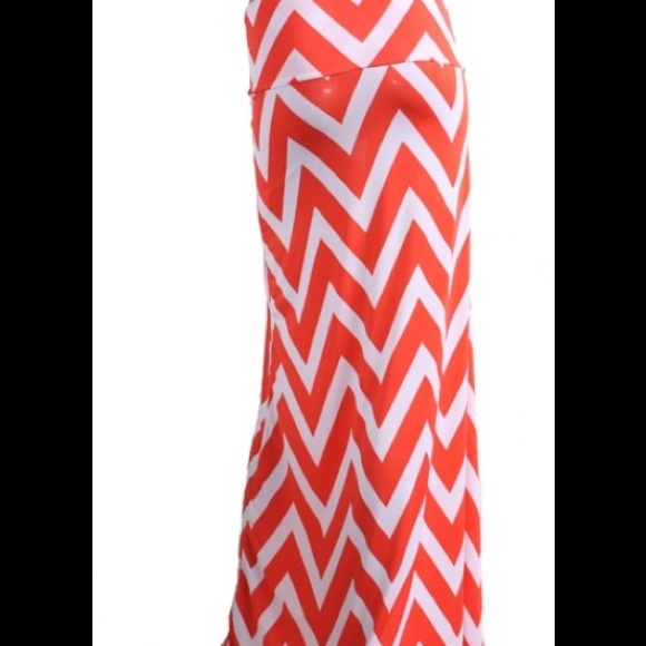 Chevron pattern Maxi Skirt - Picture 2 of 3