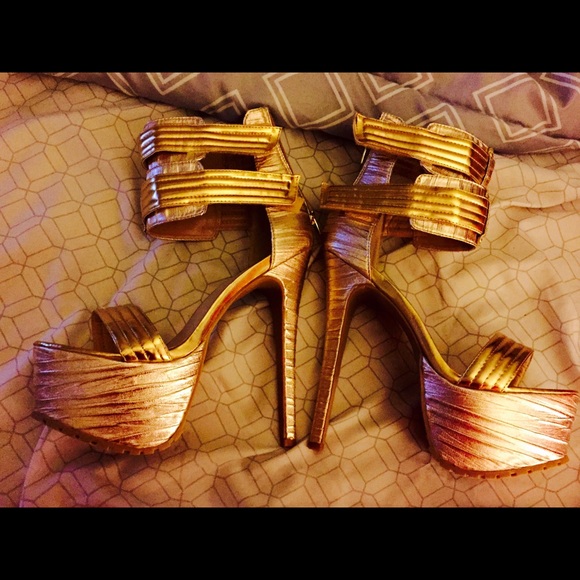 Brand new Gold platform heels